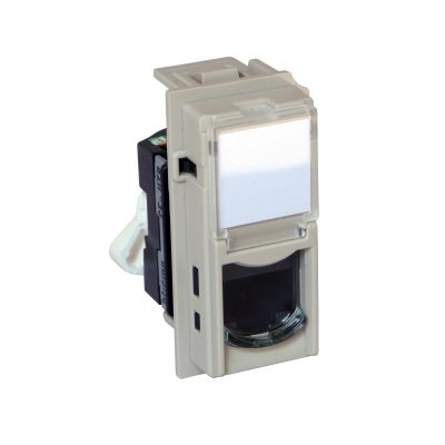 LIVING NOW DÁTOVÁ ZÁSUVKA RJ45 CAT5E UTP BEZ NÁRADIA 1 MODUL PIESOK