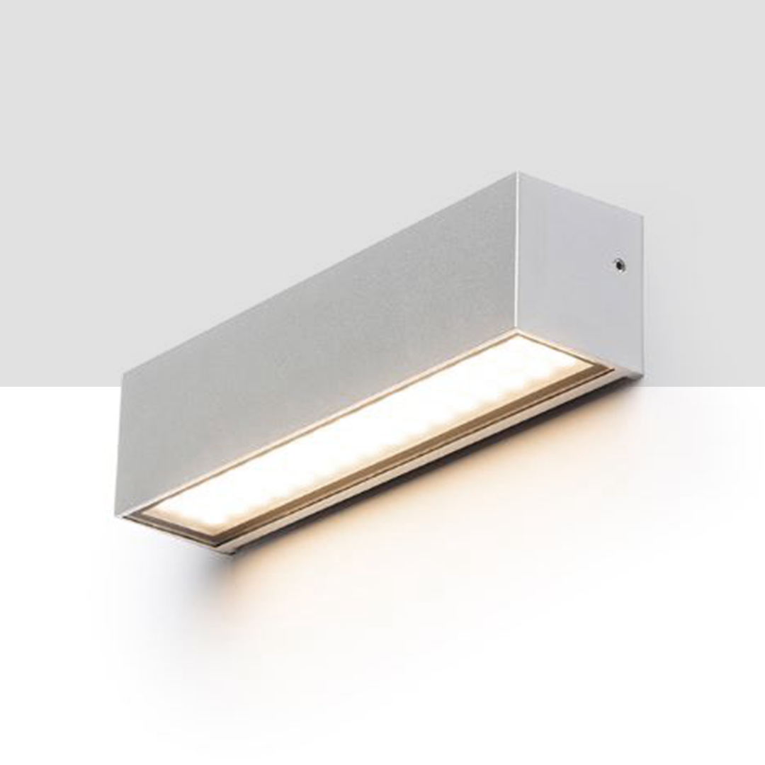 RENDL CAMARGUE nástenná striebornosivá satinované sklo 230V LED 6W IP65 3000K – obrázok 1