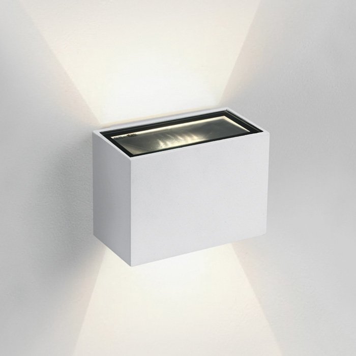 67374/W/W WHITE WALL LIGHT 2x3W WW IP54 230V – obrázok 1