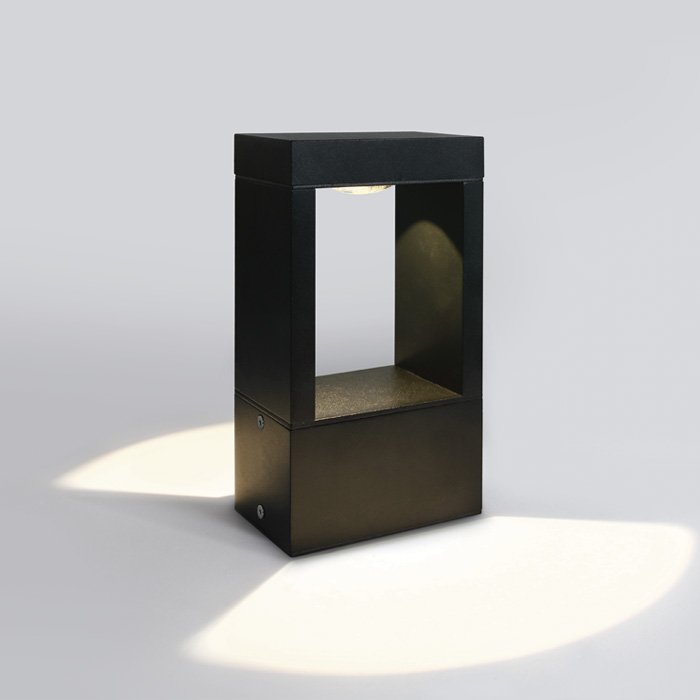 67470/B/V BLACK BOLLARD 23cm 10W CCTV IP65 230V – obrázok 1